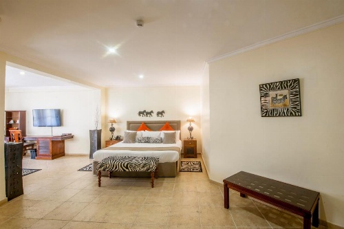 African Tulip image 45